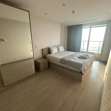 Sea View For Your Family アパート